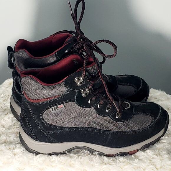 L.L.Bean Womens Black Winter Hiking Boots Size 7.5 Hiking Normcore Preppy sports - Picture 4 of 8